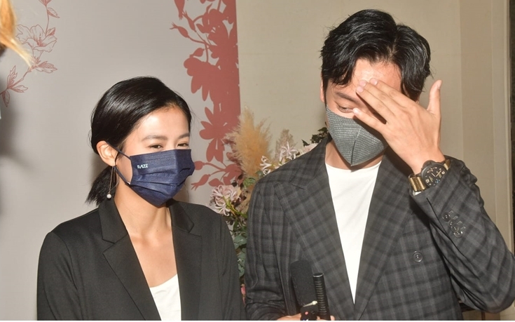 聽到被追問婚期，張振朗緊張到滴晒汗！