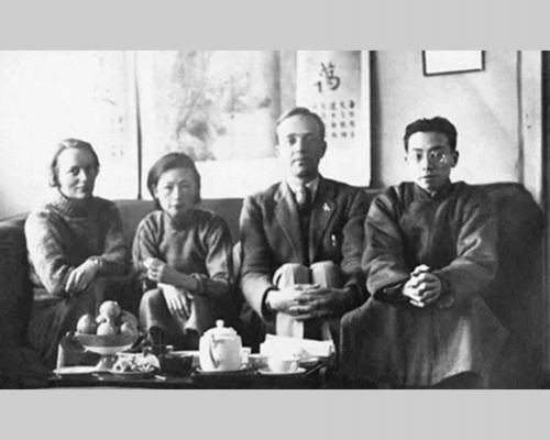 梁思成夫婦與費正清夫婦的合照。互聯網圖片