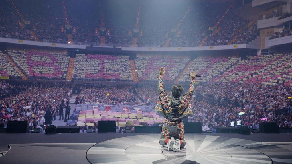 陈奕迅在小巨蛋举行《FEAR AND DREAMS世界巡回演唱会》台北站。