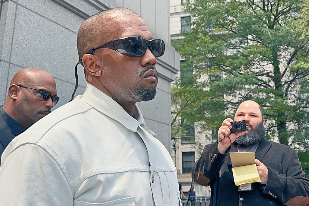 Kanye因發布讚美納粹的歌曲,被澳洲政府拒批簽證。