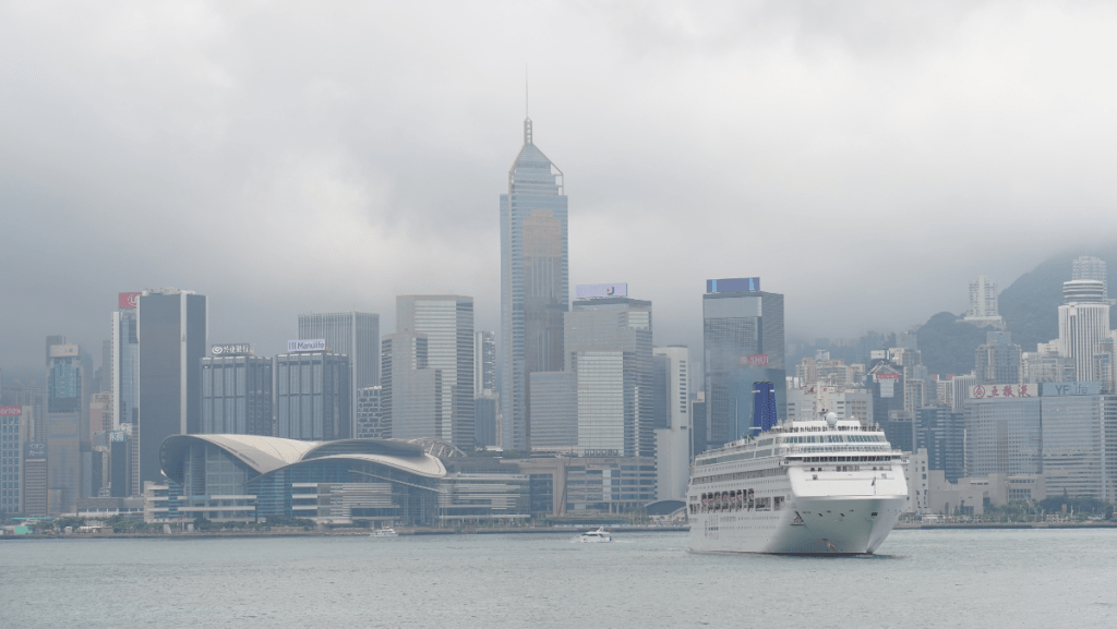 香港有望超越瑞士成全球財富中心之首 致同：上半年超級富豪激增23%