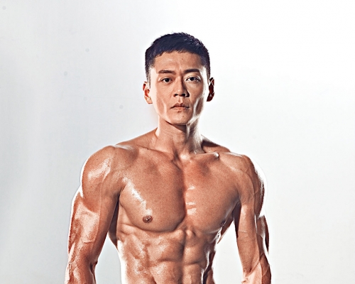 張振朗為新戲《拳王》操出無敵朱古力肌，非常吸睛！