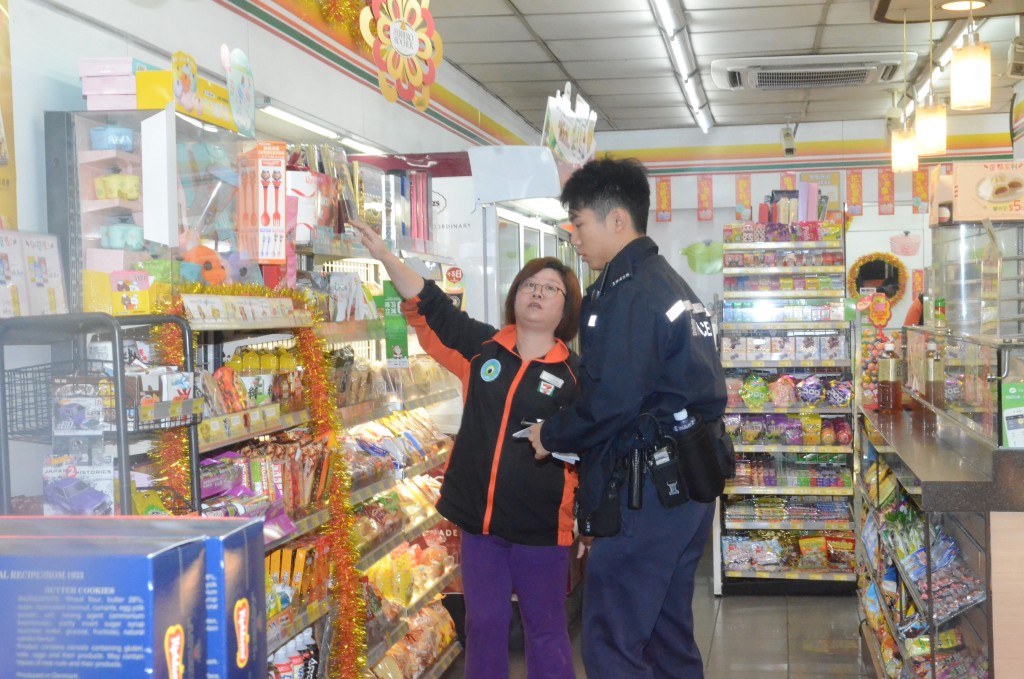 漆咸道北便利店上月遇劫。資料圖片