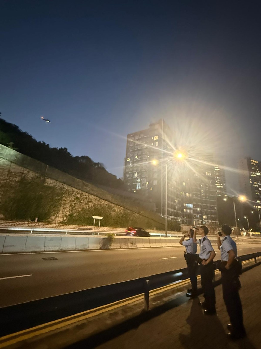 警方新界南總區於復活節長假期前及期間展開代號為「虎將」的跨部門聯合反爆竊行動。