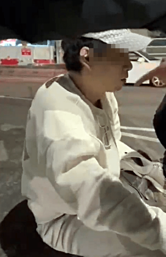 張在上水馬會道被人追債。網上截圖