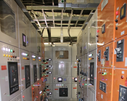 港珠澳大橋旅檢大樓地庫早前發生嚴重漏水,致地庫電機房水浸。資料圖片
