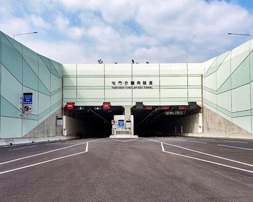 屯門至赤鱲角隧道即將於周日（27日）上午8時開通，運輸署提醒市民留意相關的交通及公共運輸安排。網圖