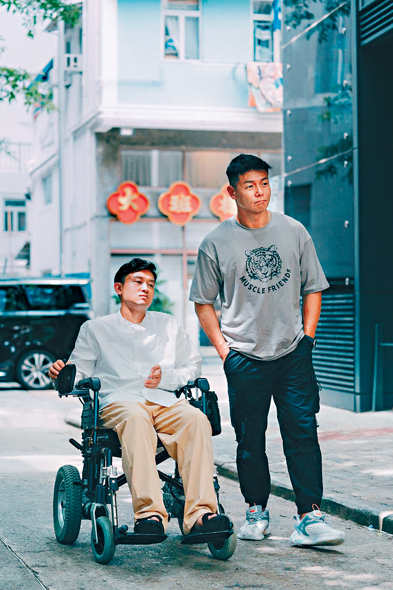 羅浩銘於電影中與凌文龍對手戲甚多,他感激對方在演技上作出不少指導。