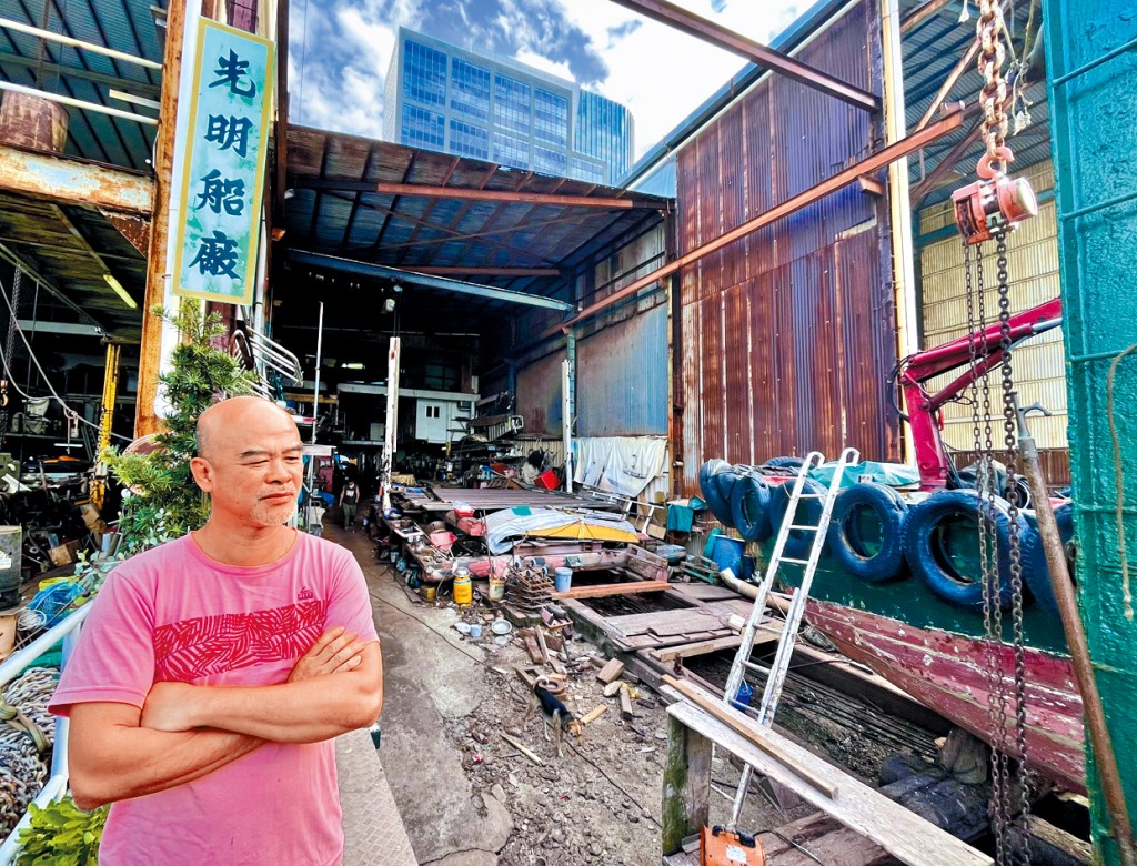 光明船廠見證造船業盛衰，由造船到修船，區師傅沒太多怨言。