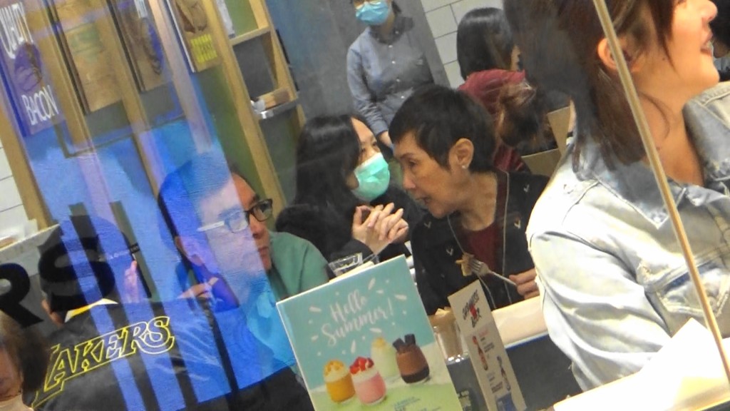 另一日John哥夫婦與細John去又一城食Pancake。