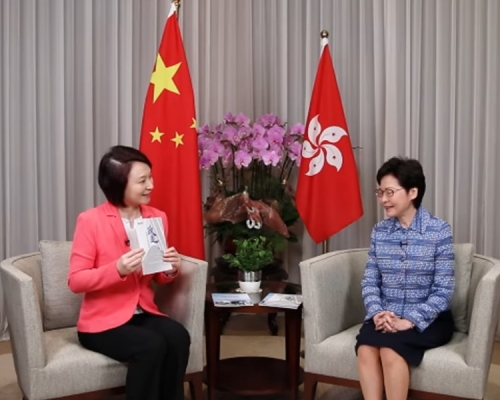 林鄭月娥指修改選舉制度後，議員及市民對政府期望會提高。李慧琼facebook影片截圖