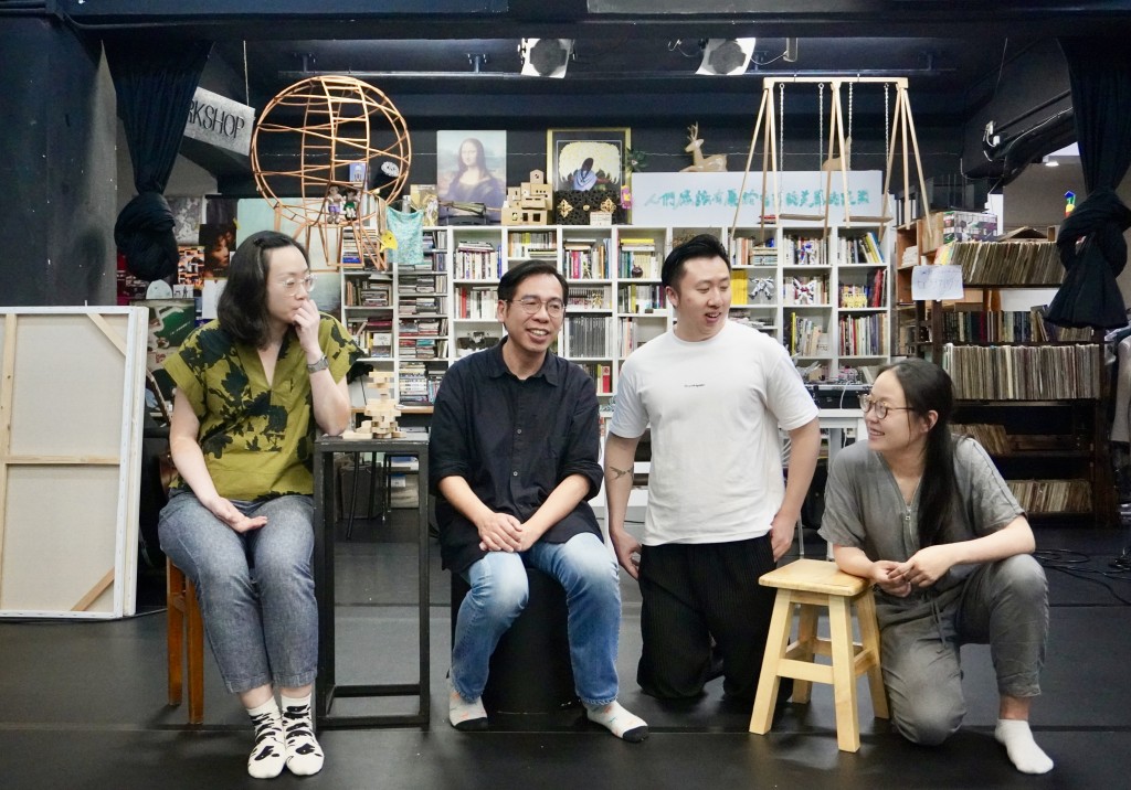 （左起）張吟晶、譚孔文、盧定彰、蔡運華，一起分享創作與演出體驗。