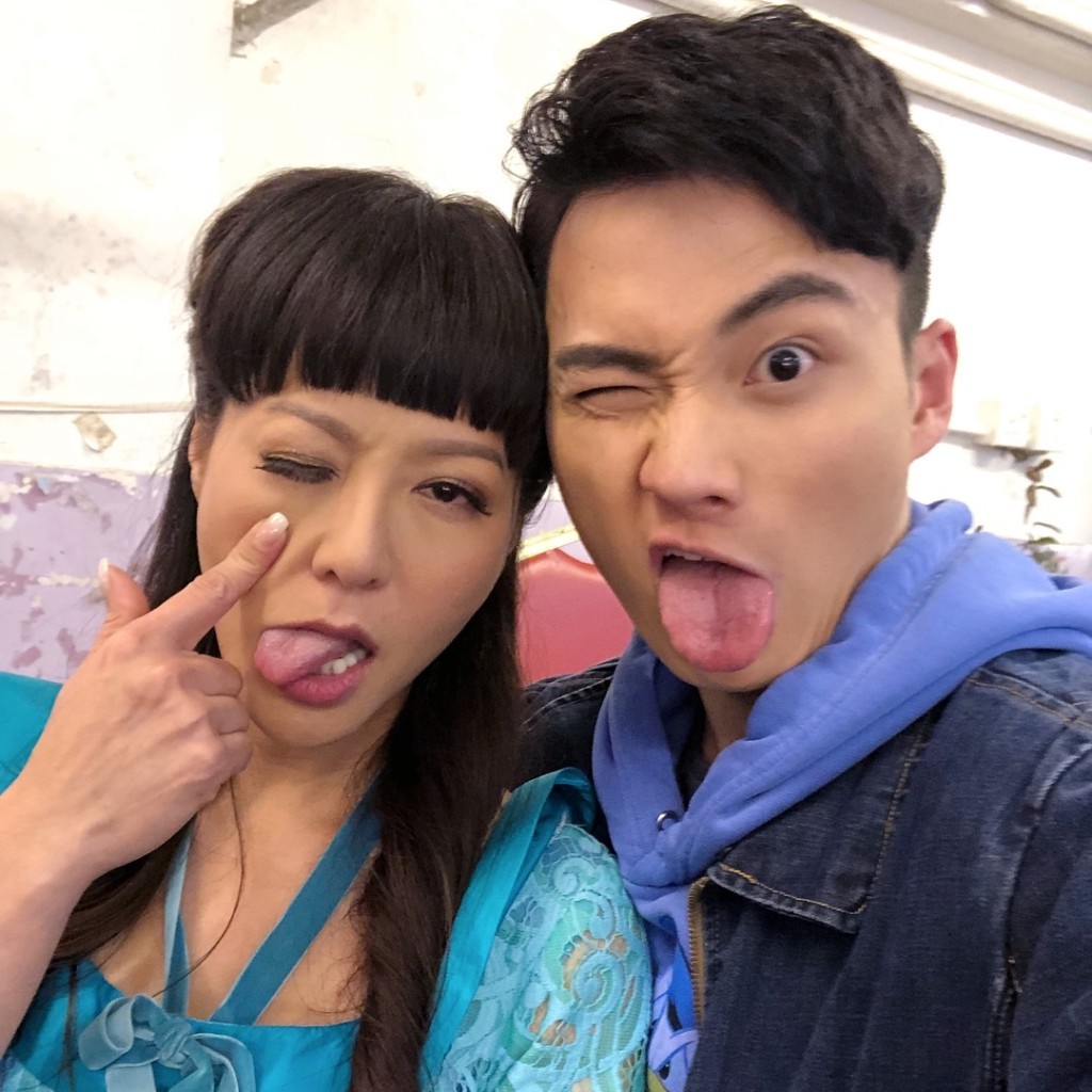 周嘉洛在處境劇《愛·回家之開心速遞》飾演的「金城安」廢青形象早已深入民心。 周嘉洛在處境劇《愛·回家之開心速遞》飾演的「金城安」廢青形象早已深入民心。