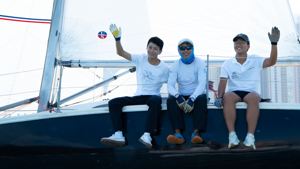 「Saturday Again號」在「PHS組別」奪得第二名。 「Saturday Again號」在「PHS組別」奪得第二名。