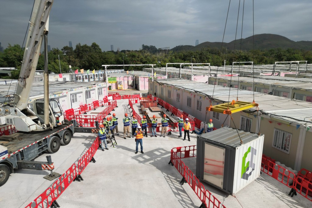 香港建造學院新田訓練場提供用地進行場外取樣。建造業議會fb