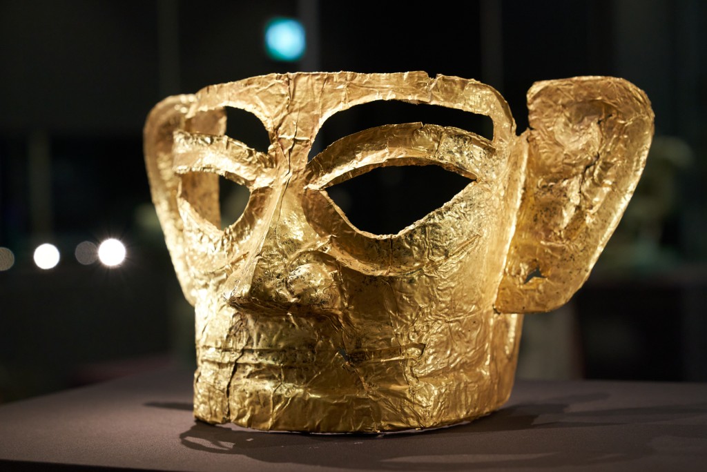 金面罩。香港故宮文化博物館圖片