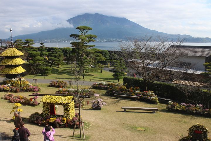 由仙巖園看見的櫻島，極具魅力。