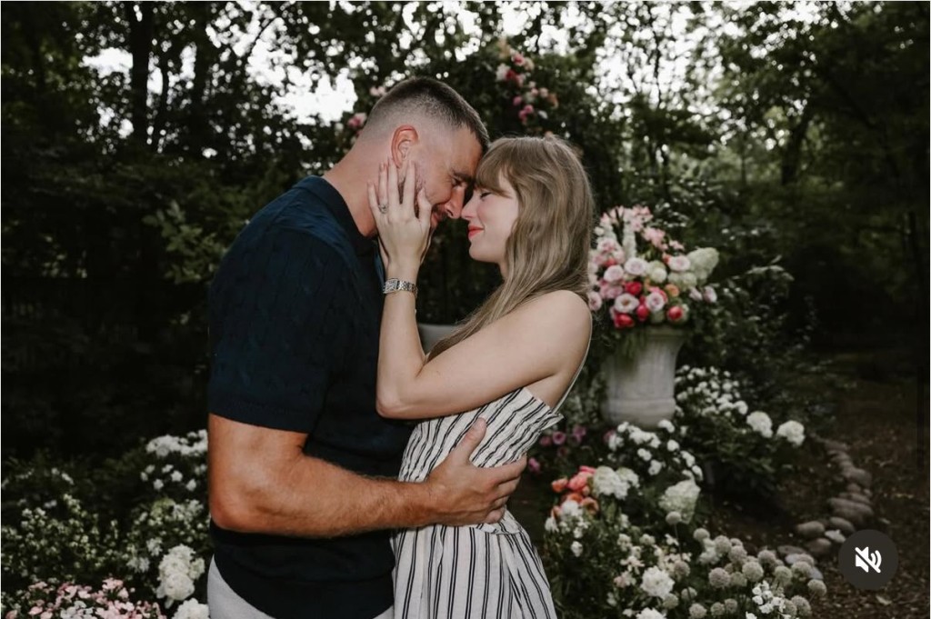 有指Taylor和Travis計劃明年在羅德島舉行婚禮。 有指Taylor和Travis計劃明年在羅德島舉行婚禮。