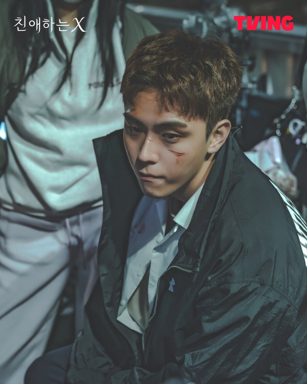 金度勋饰演金在吾。