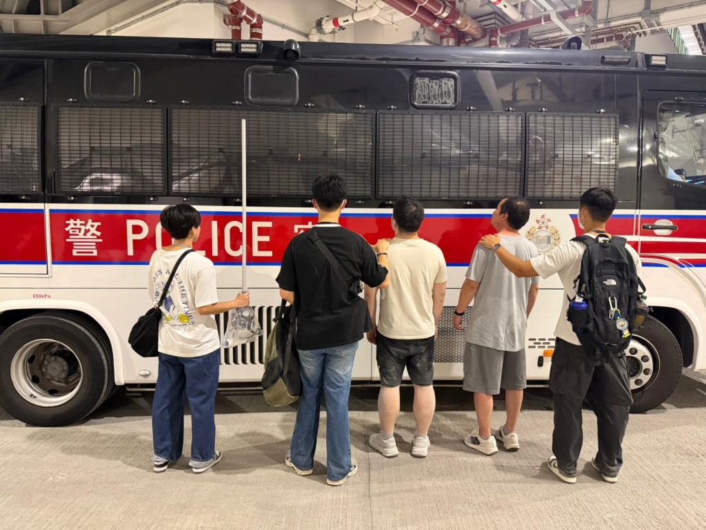 行動中,警方共拘捕17人。警方提供 行動中,警方共拘捕17人。警方提供