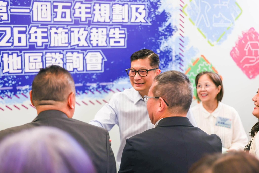 鄧炳強指每次諮詢都收到很多好意見。鄧炳強fb