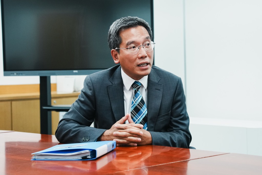 姚繼卓表示，「將心比己，若自己是受滲水滋擾的苦主，自己亦期望樓上業主盡快檢測及維修。」