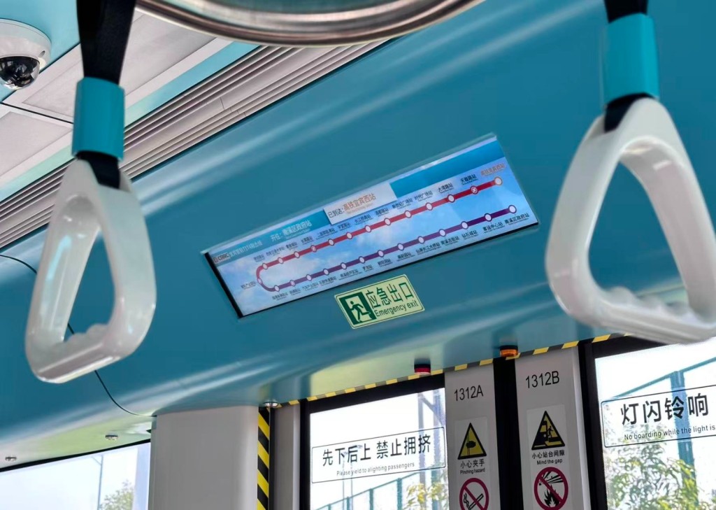 智軌車廂布局與傳統有軌電車相近。