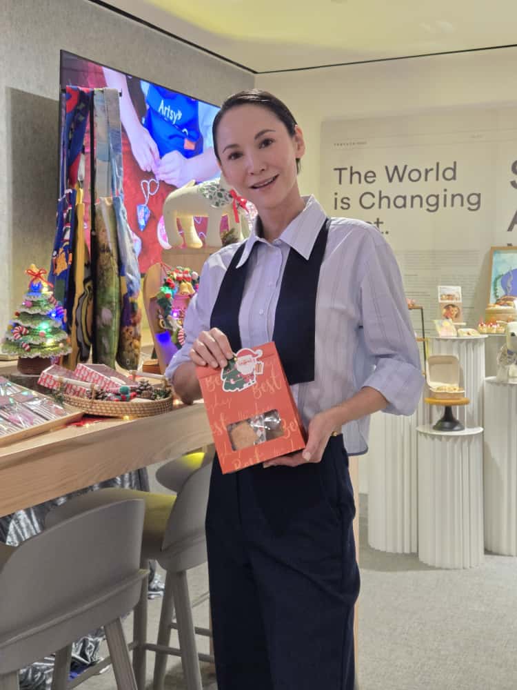 名模Amanda S.以烘焙品牌創辦人身份，到銅鑼灣出席活動。