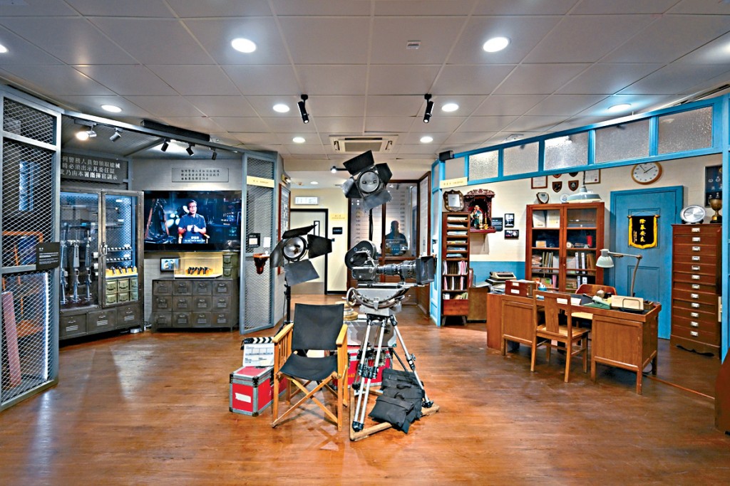 「油蔴地警署光影之旅」重現警匪片經典場景。