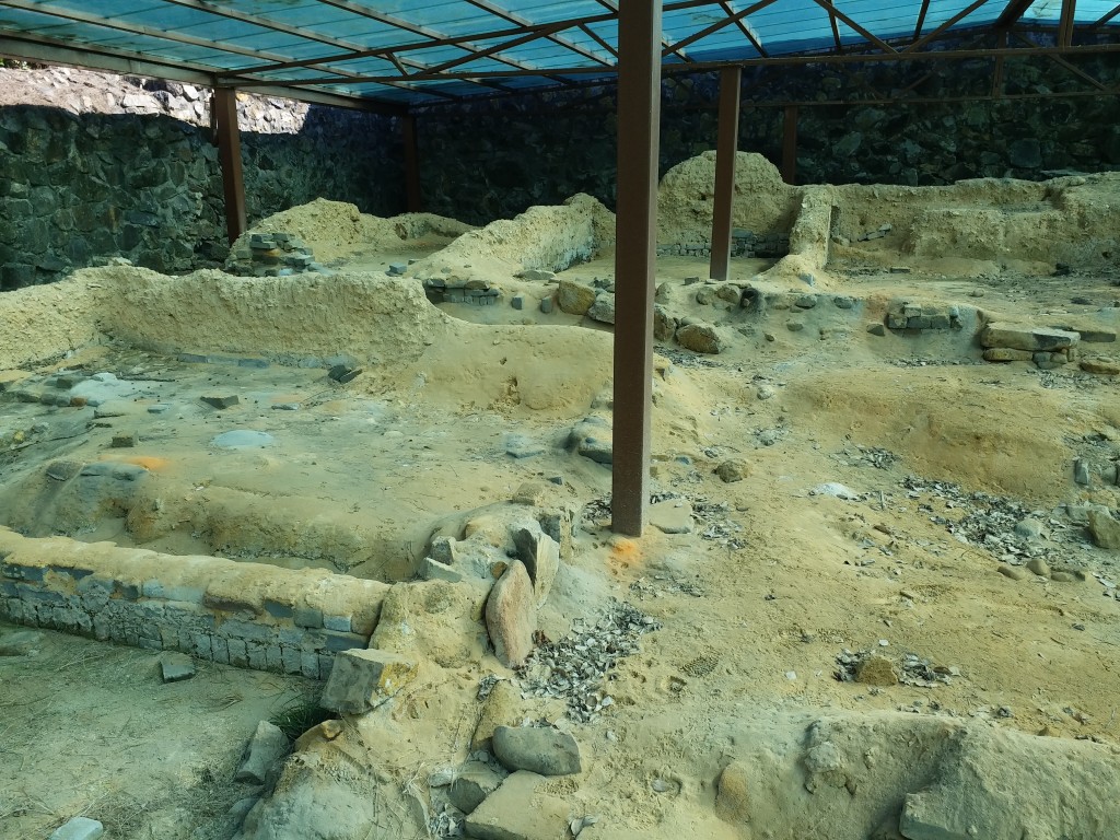 東龍洲炮台建於清朝康熙年間， 歷史悠久。