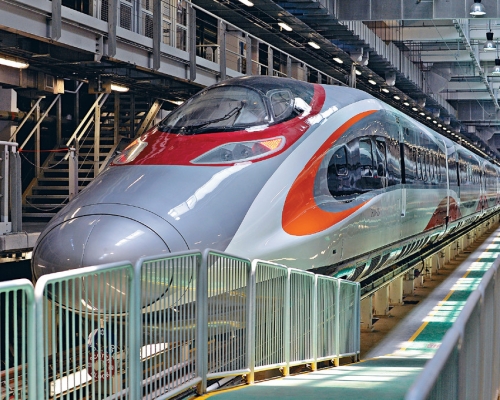 高鐵香港段目標在今年第三季通車,預計初期每日開行一百二十七對長、短途列車。資料圖片