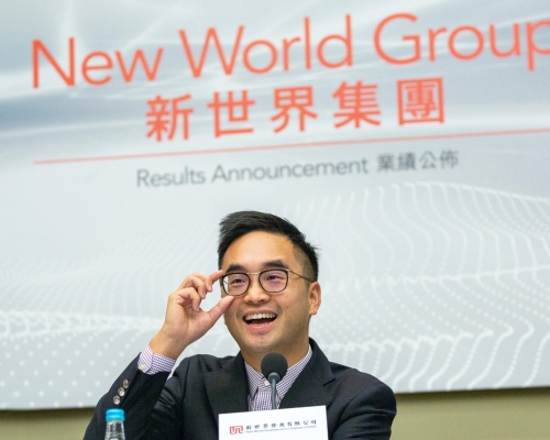 新世界發展行政總裁鄭志剛表示,已迅速加推單位,滿足市場需求。