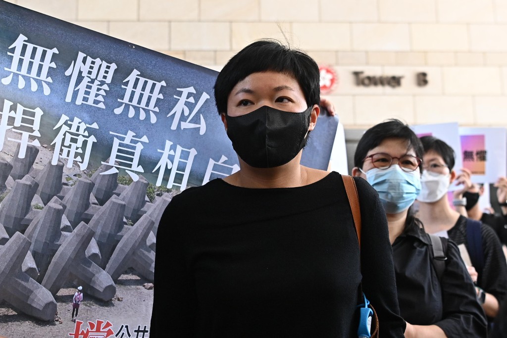 港台《鏗鏘集》編導蔡玉玲涉查冊追查元朗721事件違虛假陳述案罪成今判罰款6000元。 