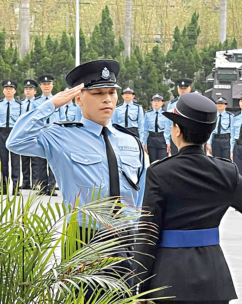 杨伟国结业后获派驻中区警区，第二日出更已成功拘捕疑犯。警声图片