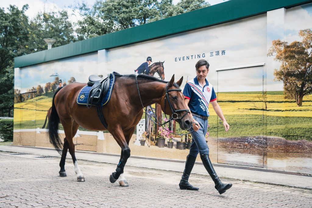 他強調,代表香港出賽是一種榮譽。 他強調,代表香港出賽是一種榮譽。