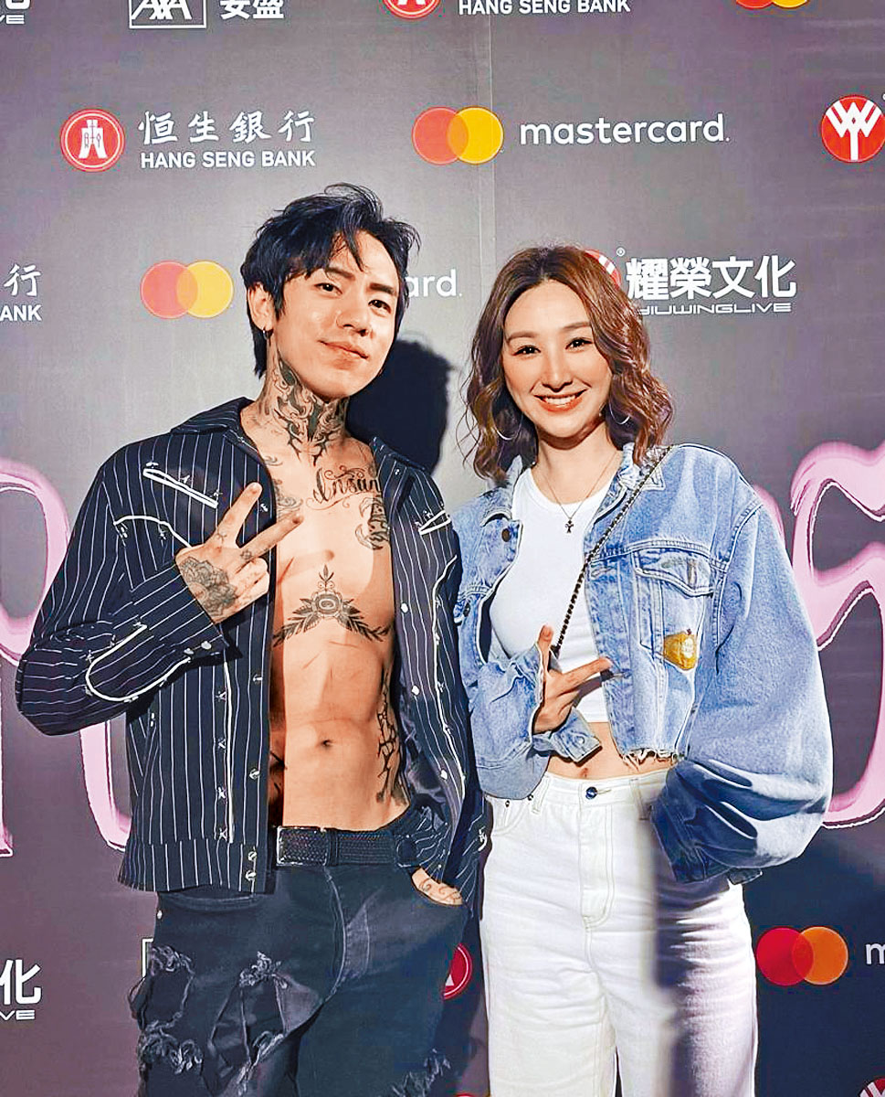 高Ling在社交網大晒跟偶像DPR Ian的合照。