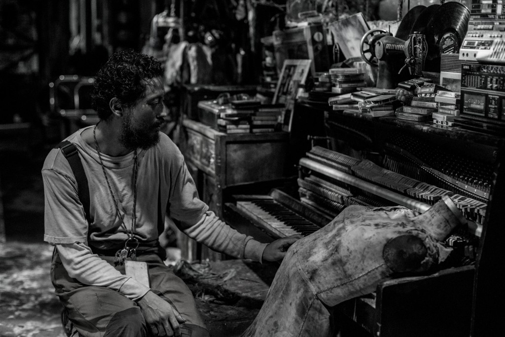 池內博之在拍攝期間染上感冒,要邊病邊拍。