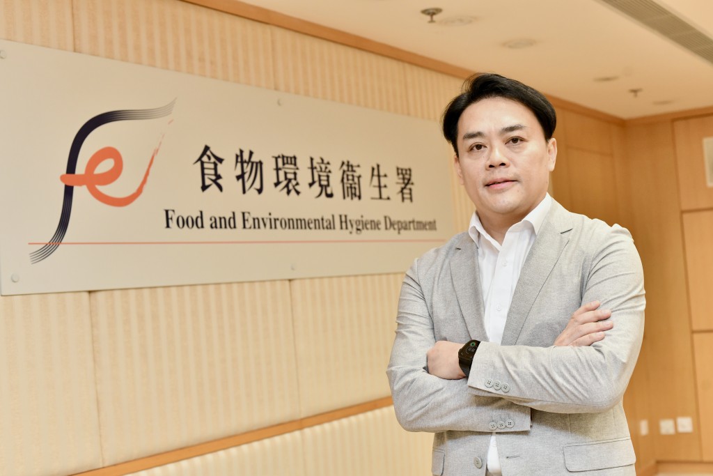 袁旭健表示,食環署已成立專隊獨立監測外判承辦商的服務質素。 袁旭健表示,食環署已成立專隊獨立監測外判承辦商的服務質素。