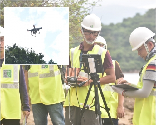 地政總署人員利用無人機製作航空照片地圖