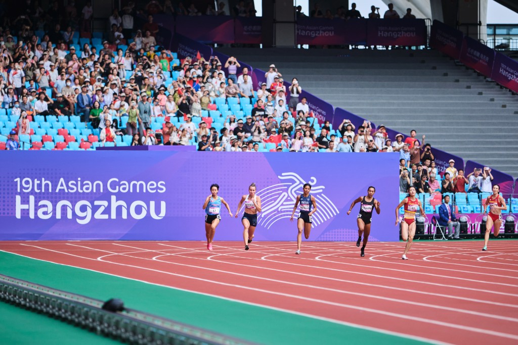  李紫桃於女子200米初賽得小組第5名。港協暨奧委會圖片