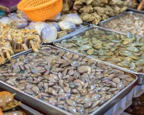 海南島當局加強打擊食肆欺騙旅客的營商手法。資料圖片