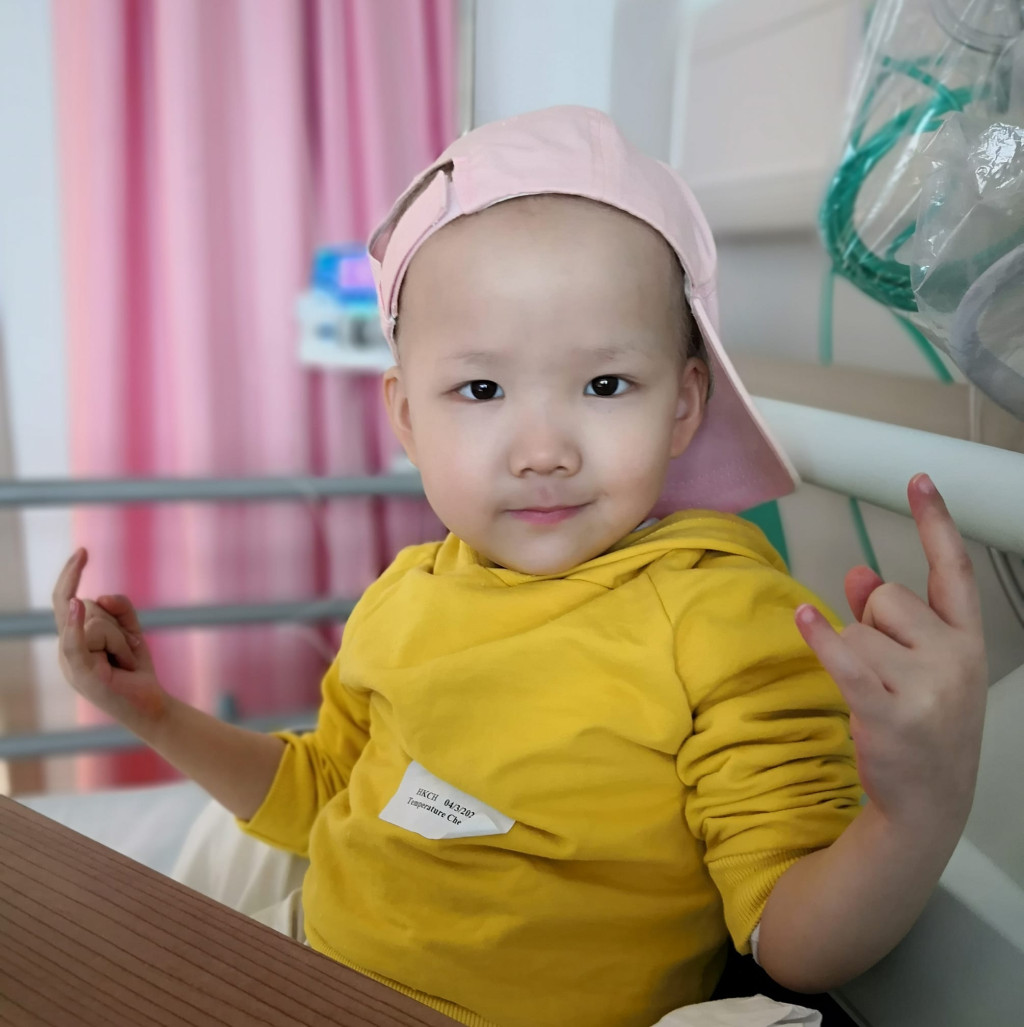 天瑜在證實患癌曾接受化療，到2020年5月接受手術時發生事故。
