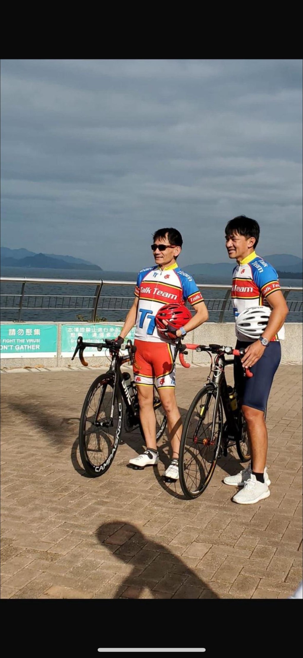 筆者與黃金寶合照。筆者提供 筆者與黃金寶合照。筆者提供