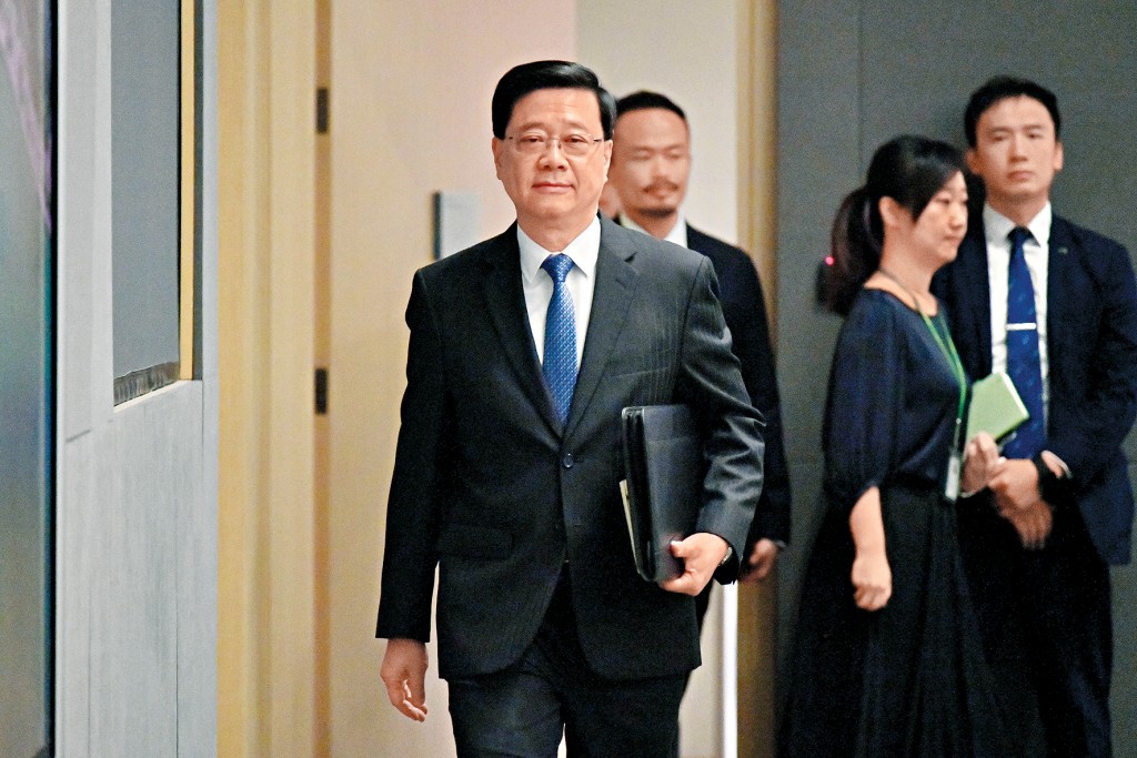 行政長官李家超表示,任何組織因換屆出現人事更替屬正常。
