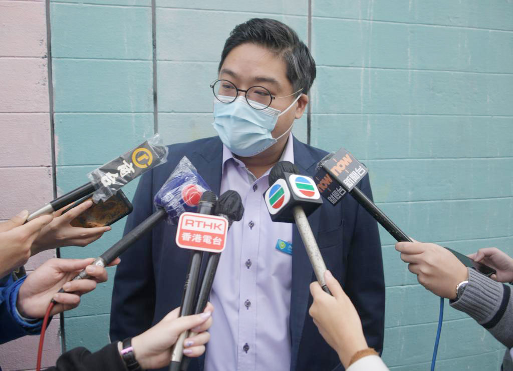 招彥燾指,採樣站會採用快速測試和核酸測試雙軌模式。