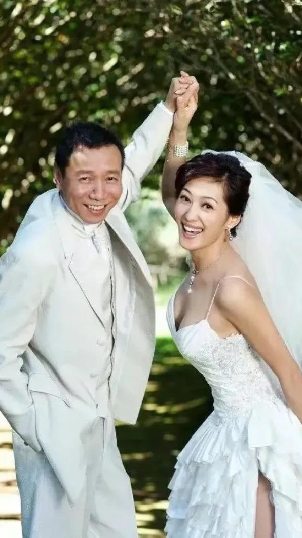 孟廣美轉往內地發展，認識了商吉增和，相戀10個月便決定結婚。