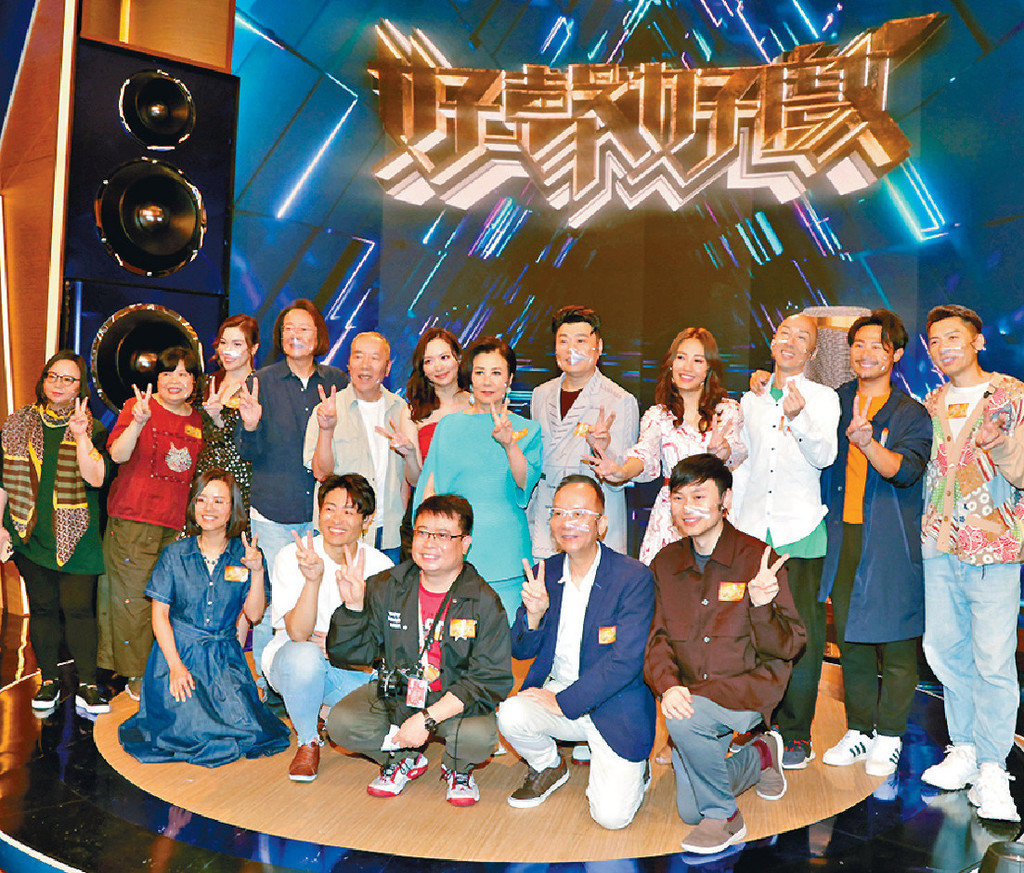 ■TVB節目《好聲好戲》台前幕後出席拜神儀式。