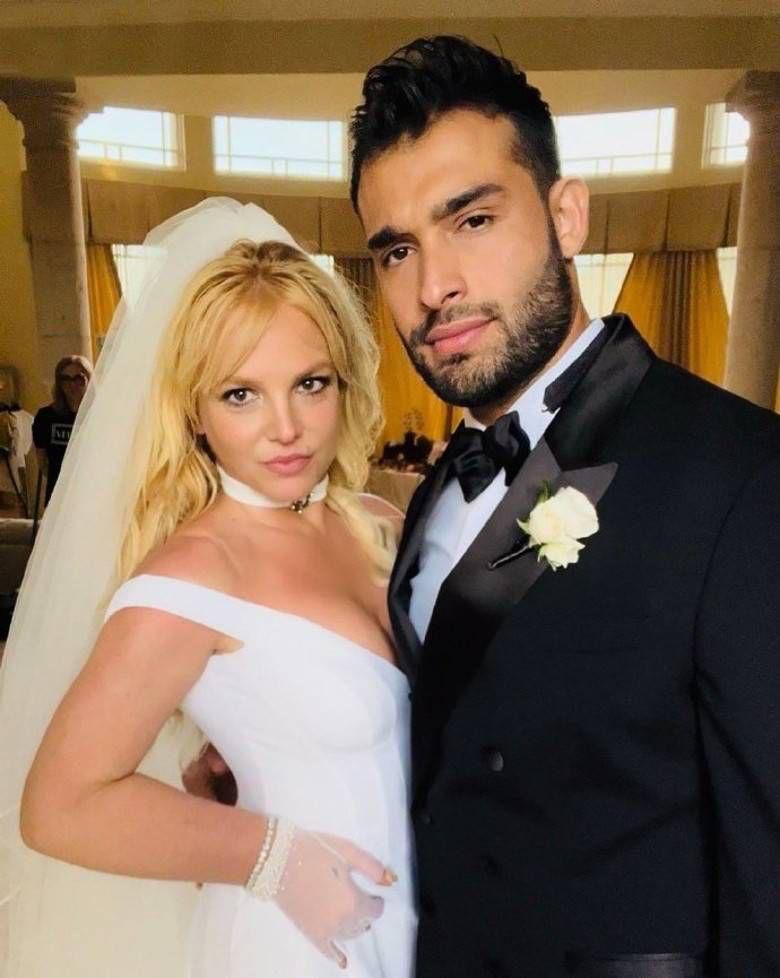 Britney Spears去年6月与拍拖5年的健身教练兼演员Sam Asghari举行婚礼。