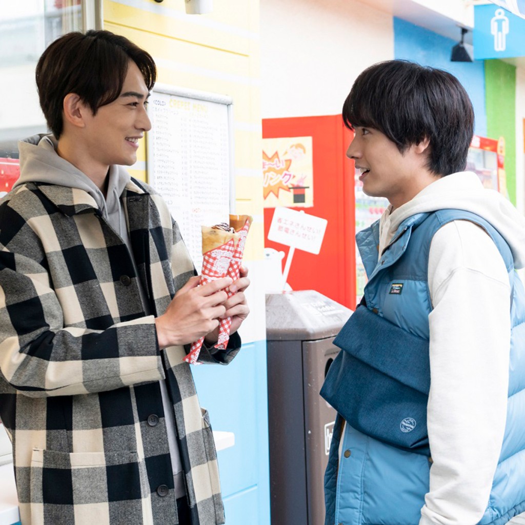町田啟太（左）及赤楚衛二因HeHe劇而在亞洲爆紅。
