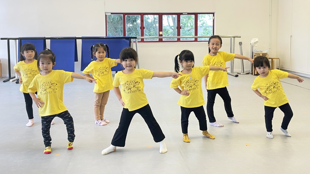 王牌課程「舞蹈三色冰」適合從未接觸過舞蹈訓練的3至6歲小朋友！（圖片來源：CCDC 舞蹈中心）